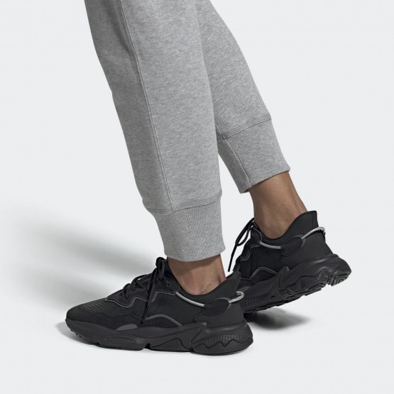 adidas ozweego triple black