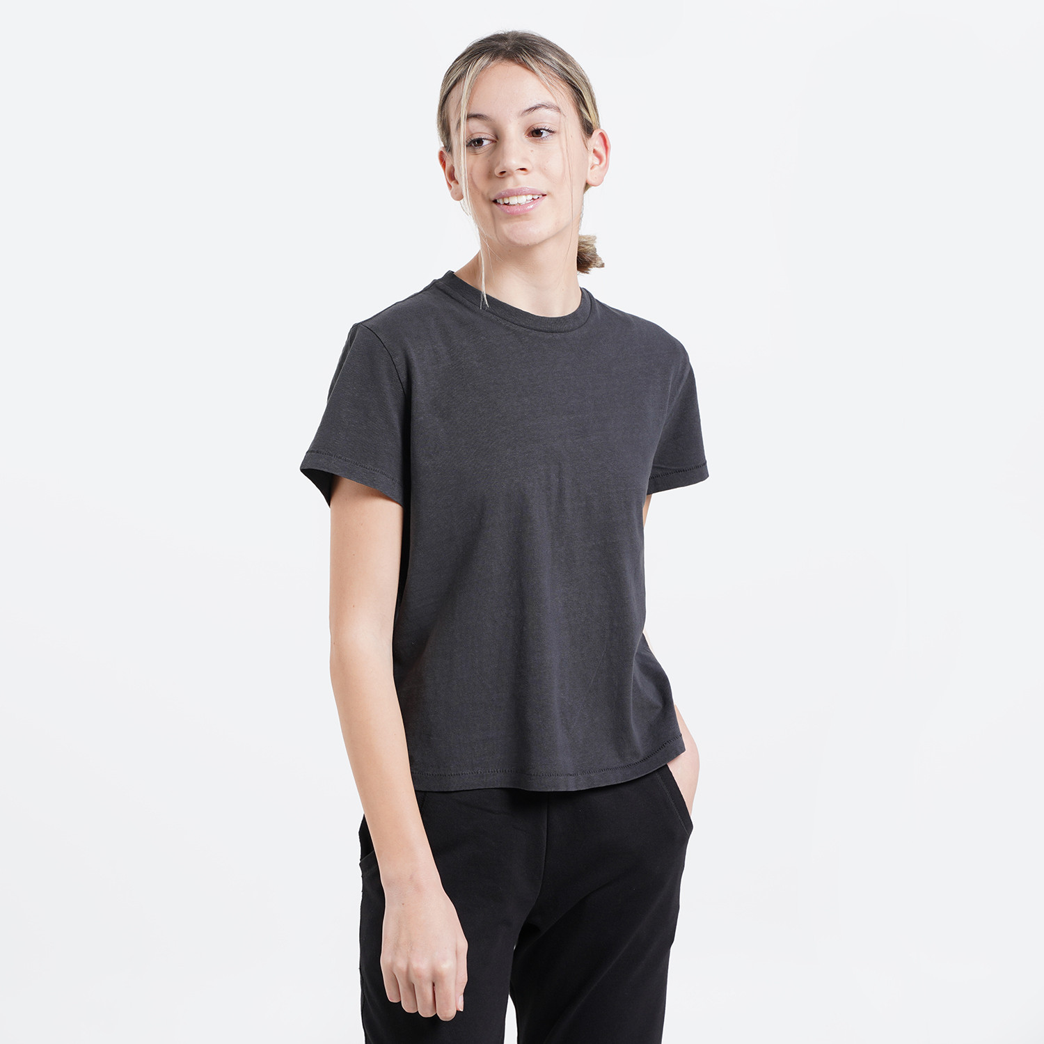  Levis Classic Fit Garment Dye Γυναικείο T-shirt (9000101393_26097) 2025