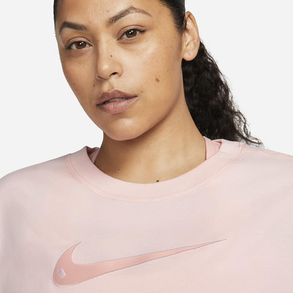 Nike Sportswear Swoosh Plus Size Γυναικείο T-Shirt