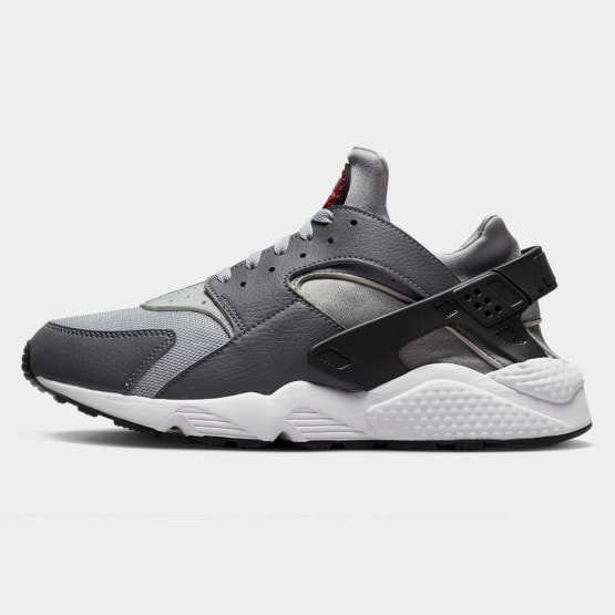 Nike Air Huarache sneakers in triple black | ASOS