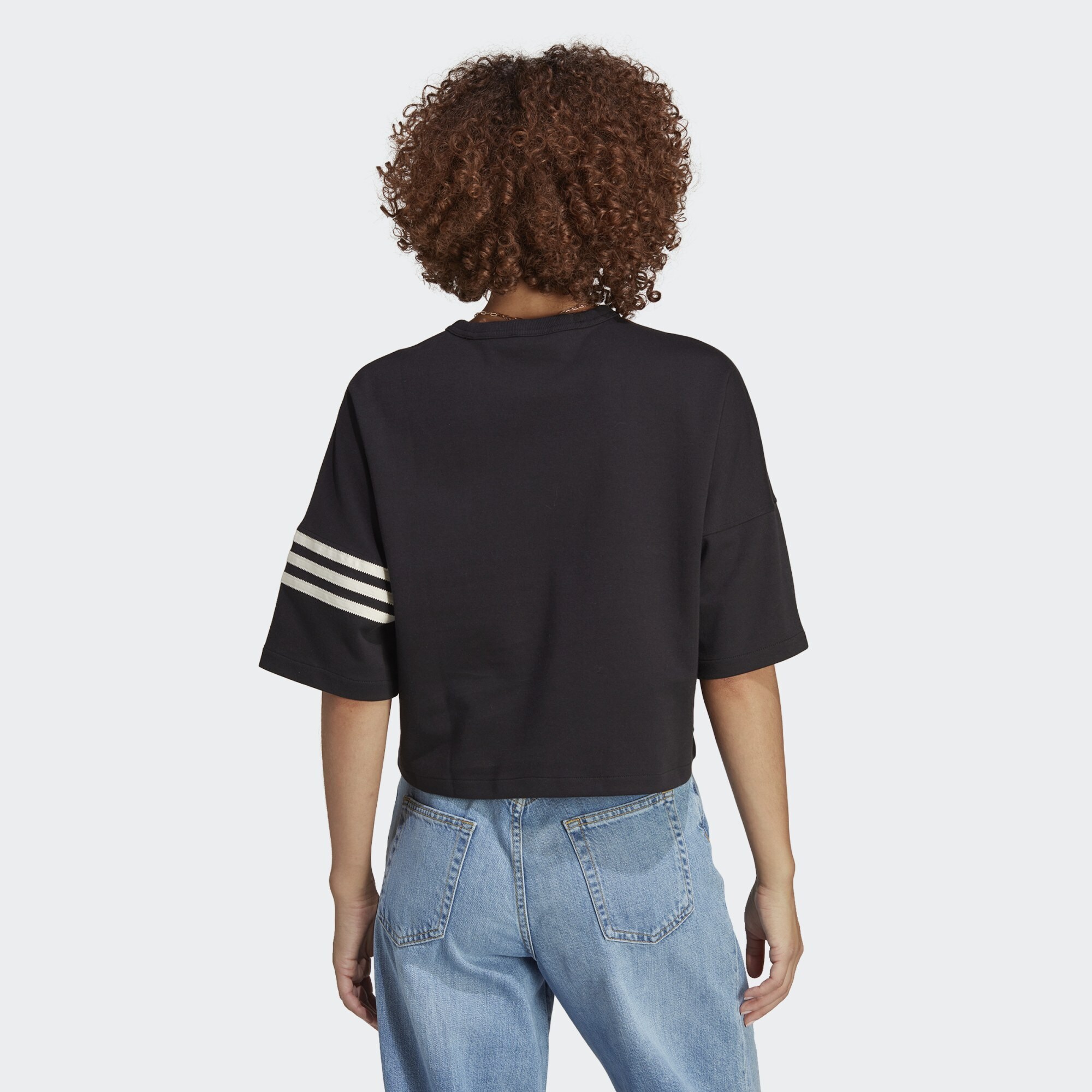 adidas Originals Adicolor Neuclassics Tee (9000134672_1469) φωτογραφία