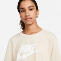 Nike Sportswear Essential Women's Cropped T-shirt