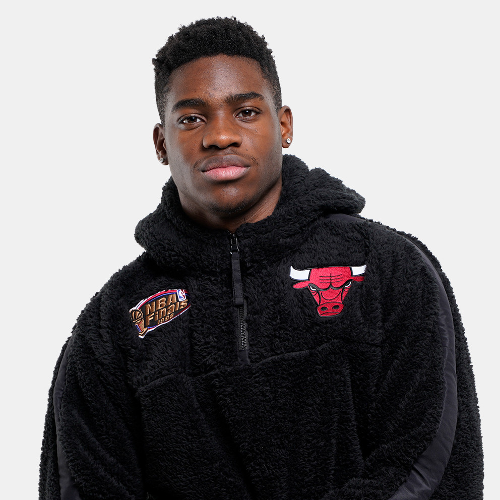 Mitchell & Ness Chicago Bulls Sherpa Fleece 1/4 Men's Sweatshirt