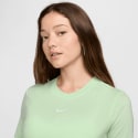 Nike Sportswear Essential Women's Cropped T-shirt
